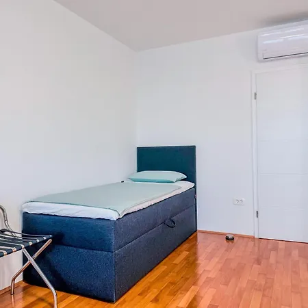 Apartmán Yacht Marina Pula