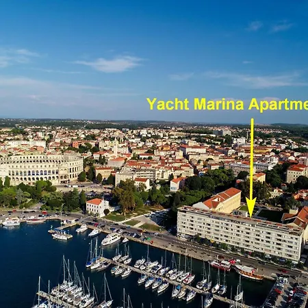 Yacht Marina Apartment Pula