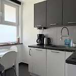 דירה Yacht Marina פולה